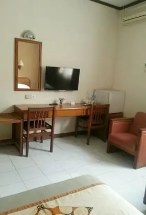 KENANGAN BANDUNG HOTEL
