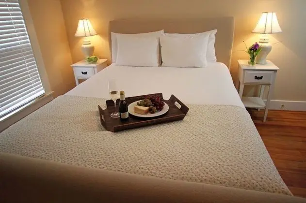 The Kennebunk Inn