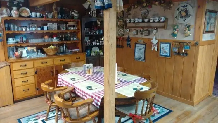 Kennedys Red Barn Inn - Yerinde Yemek