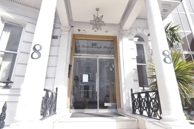 Kensington Hotel Apartments - Dış Mekan