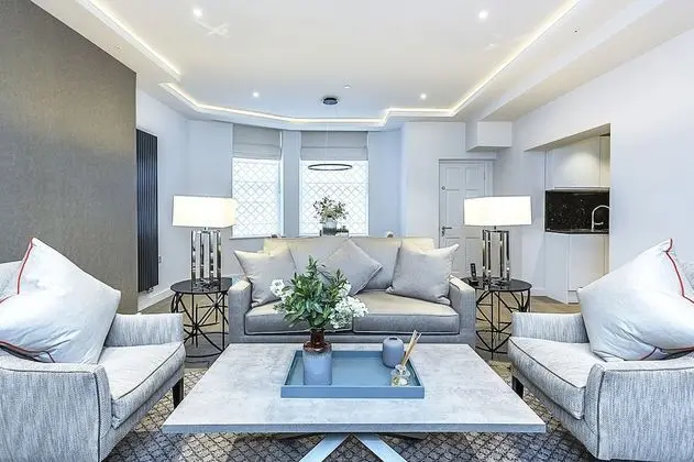 Kensington Court by CAPITAL - Öne Çıkan Resim