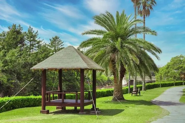 Kensington Resort Seogwipo - Dış Mekan