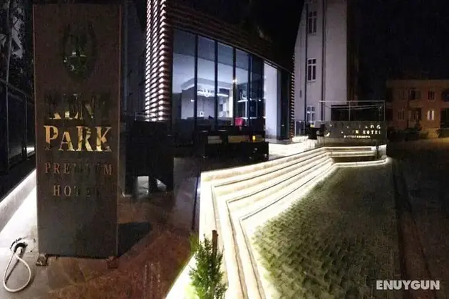 Kentpark Premium Hotel - Gece Görünümü