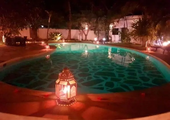 Kenyan House Malindi - Havuz