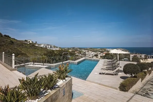 Keramos Villa and Apartments - Havuz