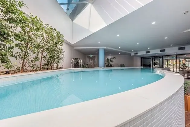 Kerridge St Apartments - Havuz