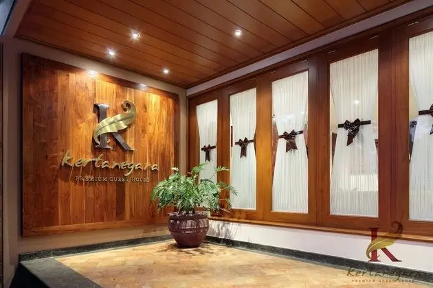 Kertanegara Premium Guest House - Dış Mekan