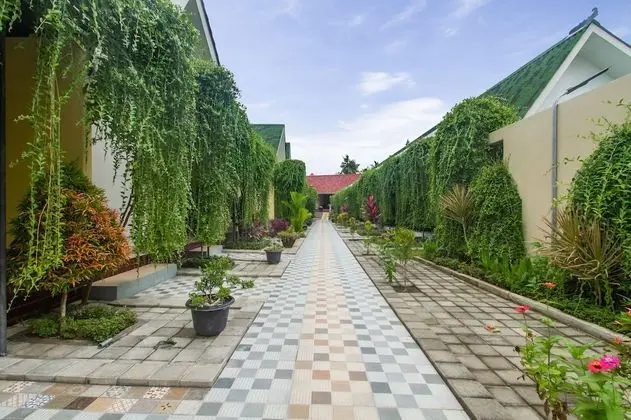 Kesari Glory Hotel