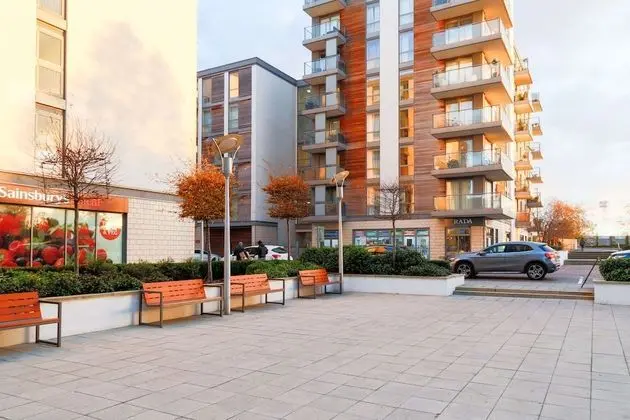 Kew Eye Apartments Kew - Dış Mekan