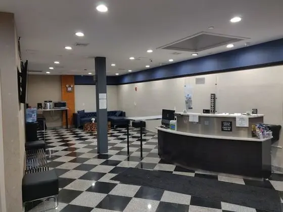 Hotel Key LaGuardia Airport - Lobi