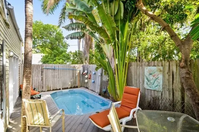 Key Lime Pie by Avantstay Ideal Location w/ Splash Pool & Out Door Dining Month Long Stays Only