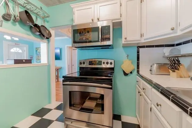 Key West Cottage Vacation Rental, Beach, Shops & Restaurants! - Dış Mekan