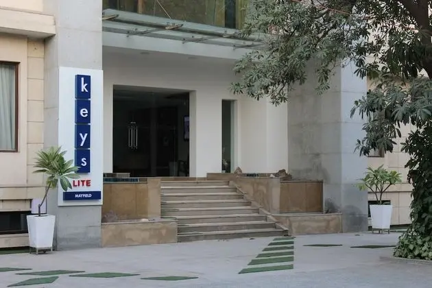 Keys Lite by Lemon Tree Hotels, Mayfield, Gurgaon - Dış Mekan