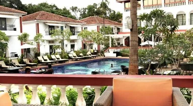 Keys Select by Lemon Tree Hotels, Ronil Resort, Goa - Havuz