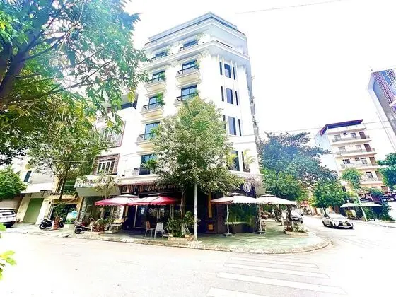 Khach san Huong Man Lau