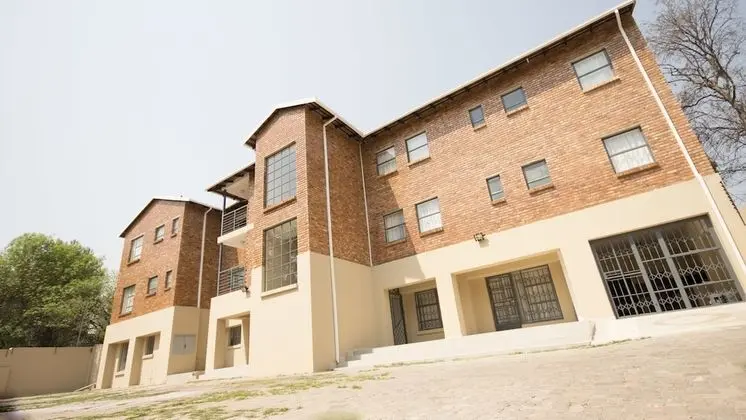 Khamanzi Lodge and Tours - Dış Mekan
