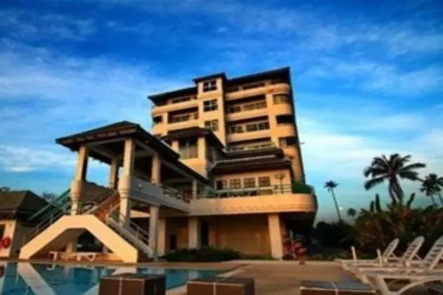 Khanom Golden Beach Hotel - Dış Mekan