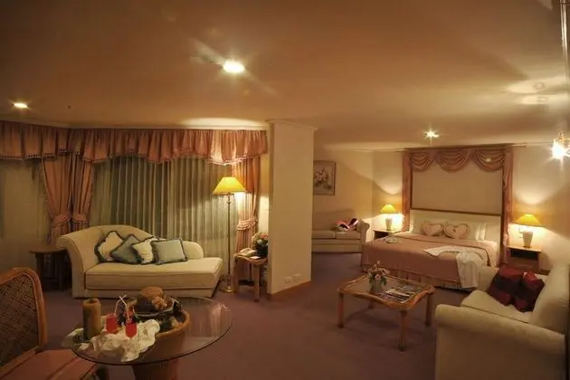 Khanom Golden Beach Hotel - Oda