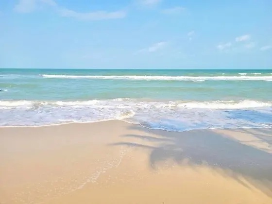 Khanom Golden Beach Hotel - Plaj
