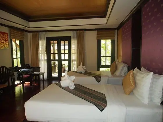Khao Lak Palm Beach Resort - Oda
