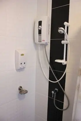 Khaolak Mind Home Hostel - Adults Only - Banyo Özellikleri