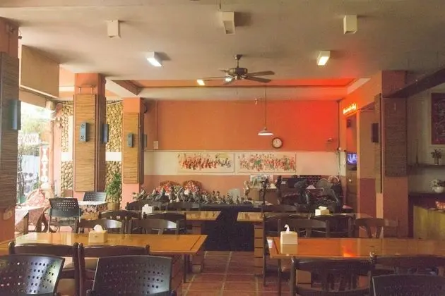Khaosan Holiday - Dış Mekan