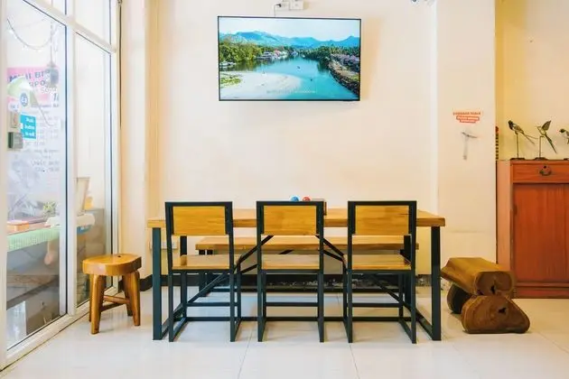 Khaosan Station - Adults Only - Dış Mekan