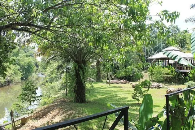 Khaosok River Camp