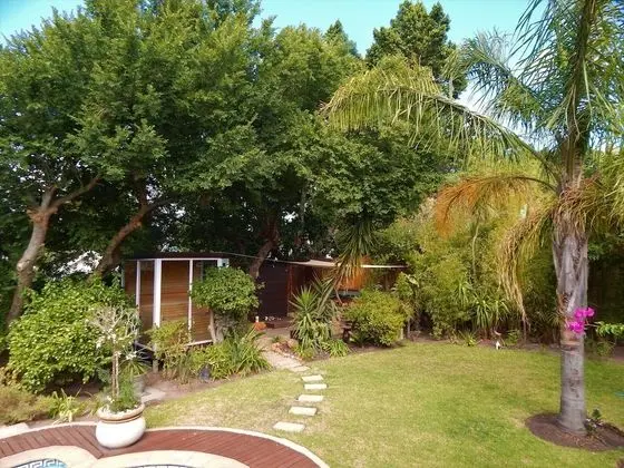 Khashamongo Guesthouse - Havuz