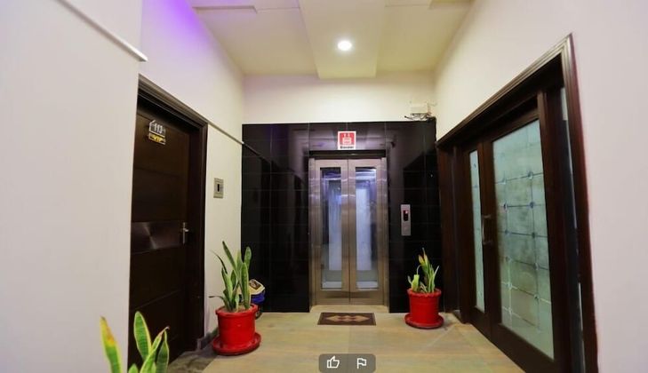 Khayyam Hotel