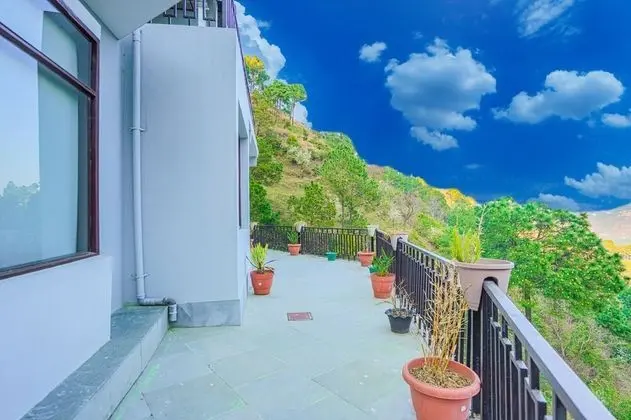 Kia Kasauli Chalet 3 BHK by Dumnu Homes - Dış Mekan
