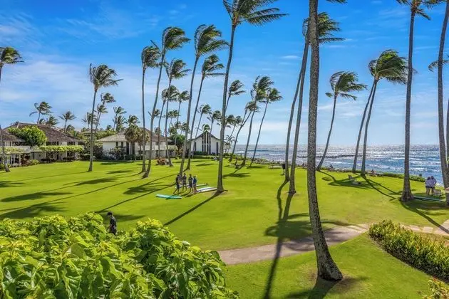 Kiahuna Plantation Resort Kauai by Outrigger - Plaj