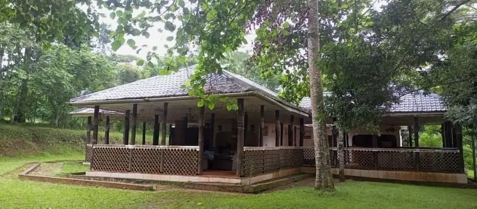 Kibale River Camp - Lobi