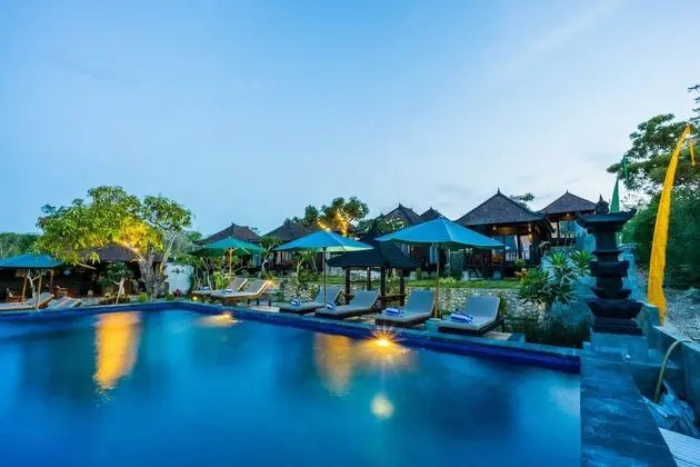 KiBata Boutique Hotel Lembongan - Havuz