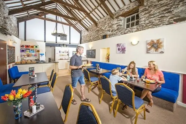 Killigarth Manor Holiday Park - Yerinde Yemek