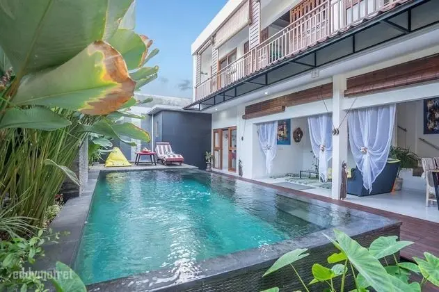 Kim Villa