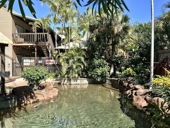 Kimberley Travellers Lodge - Hostel - Havuz