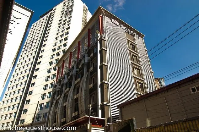 Kimchee Busan Downtown Guesthouse - Hostel - Dış Mekan