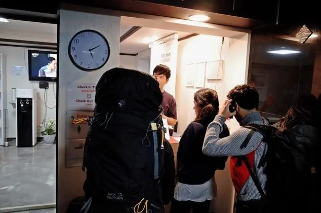Kimchee Busan Downtown Guesthouse - Hostel - Lobi