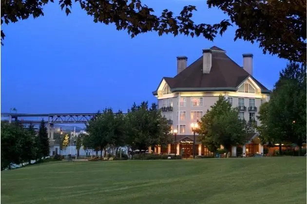 Kimpton RiverPlace Hotel
