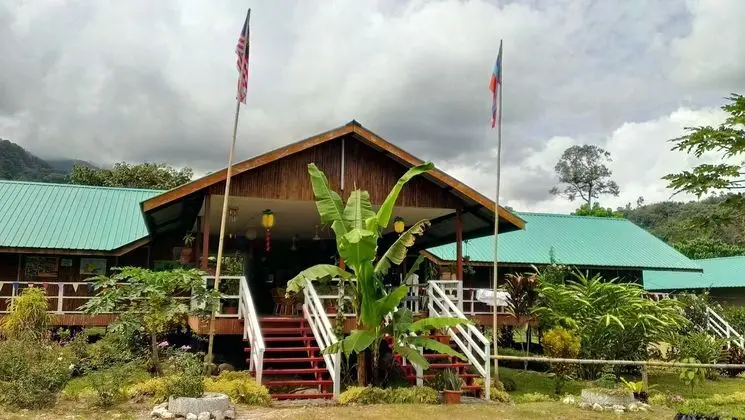 KINABALU PORING VACATION LODGE