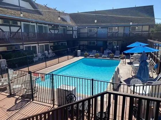 King Frederik Inn - Havuz