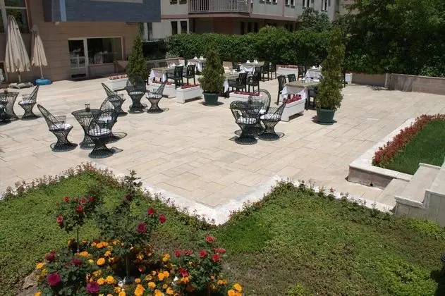 King Hotel Guvenlik - Dış Mekan