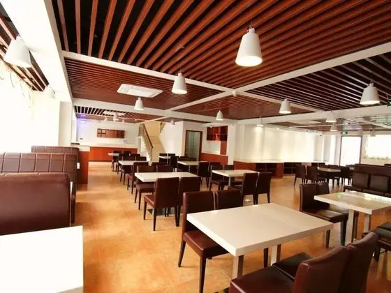 The King Lycra Hotel - Yerinde Yemek