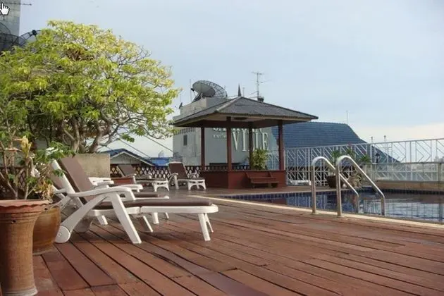 King Royal Garden Inn - Havuz