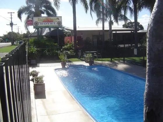 Kingaroy Country Motel - Havuz