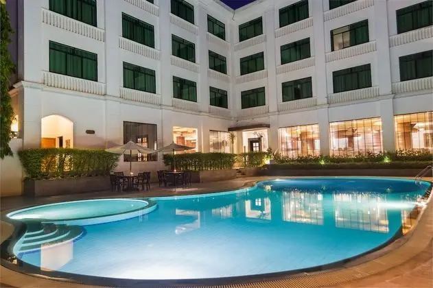 Kingdom Angkor Hotel - Havuz