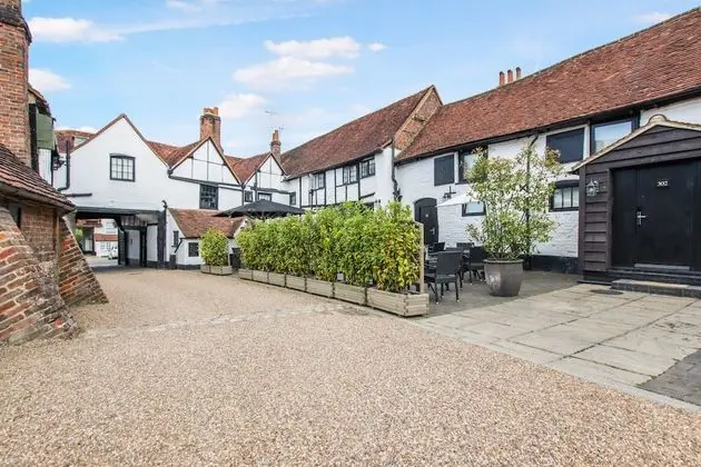 The Kings Arms Hotel