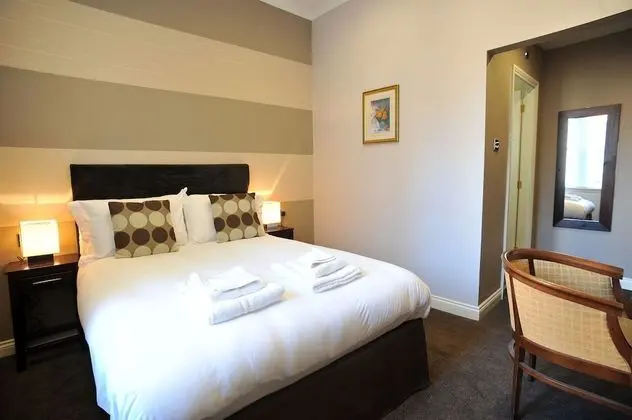 Kings Arms Hotel - Oda