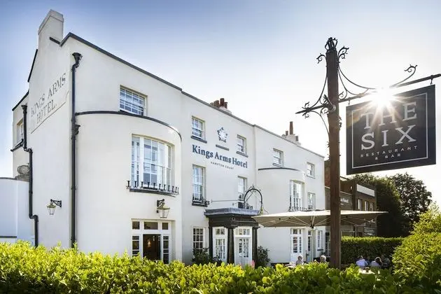 Kings Arms Hotel